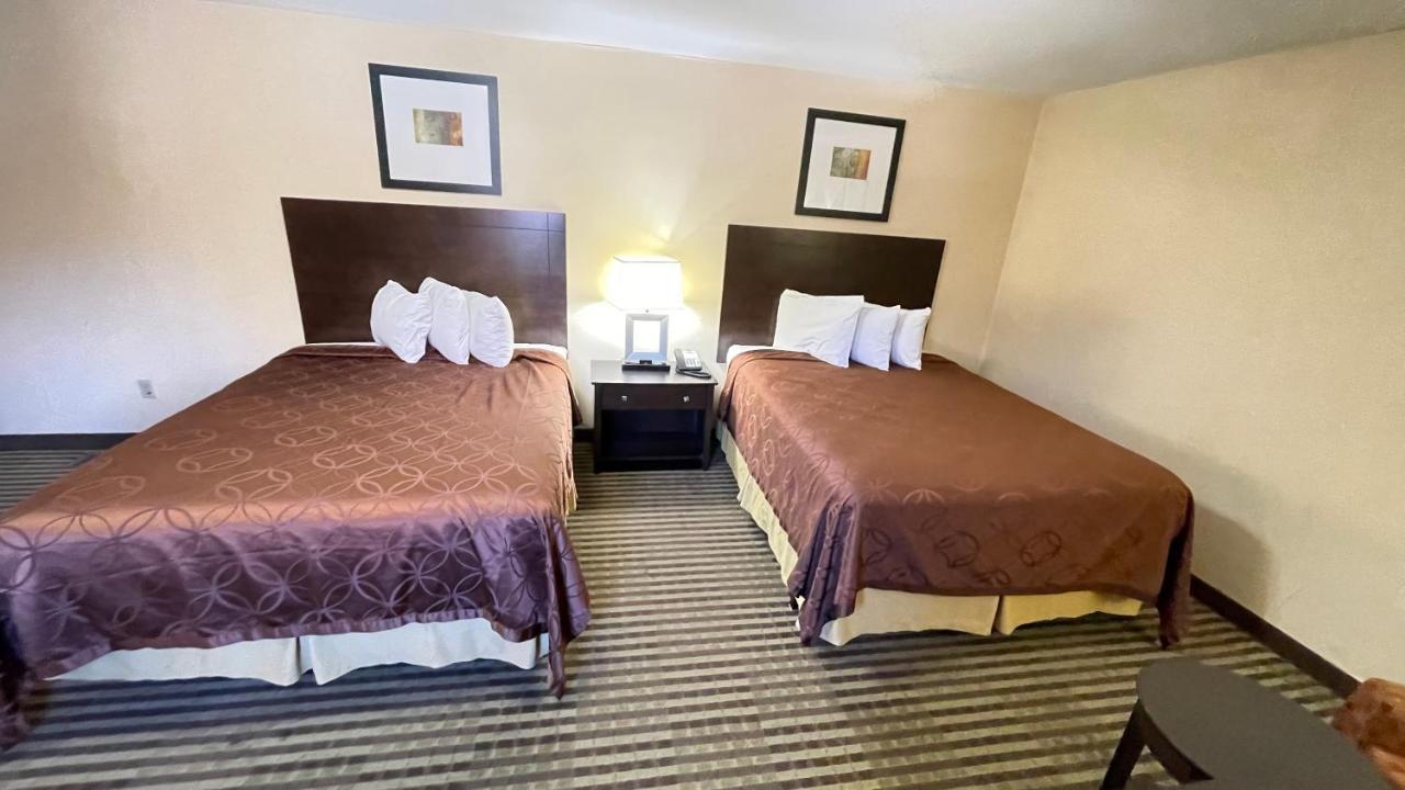 Whitney Inn & Suites Hamden Exteriér fotografie