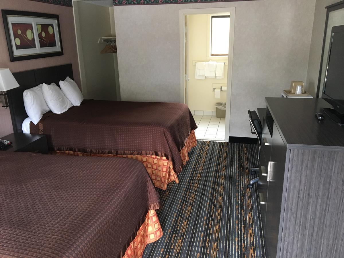 Whitney Inn & Suites Hamden Exteriér fotografie